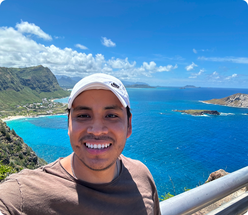 I smiling with ocean background